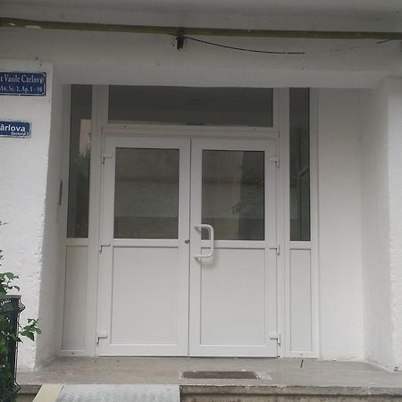 Marina Studio Apartment Bucharest Exterior photo